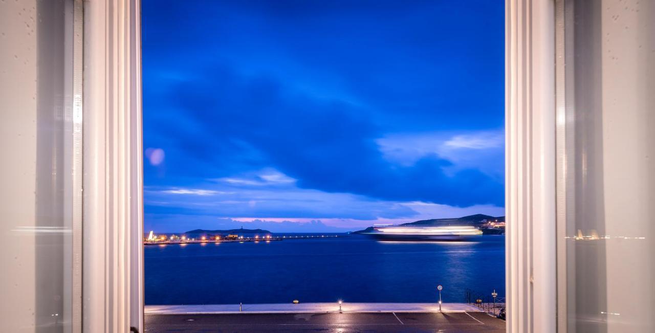 Shapes Luxury Suites Ermupoli Zewnętrze zdjęcie