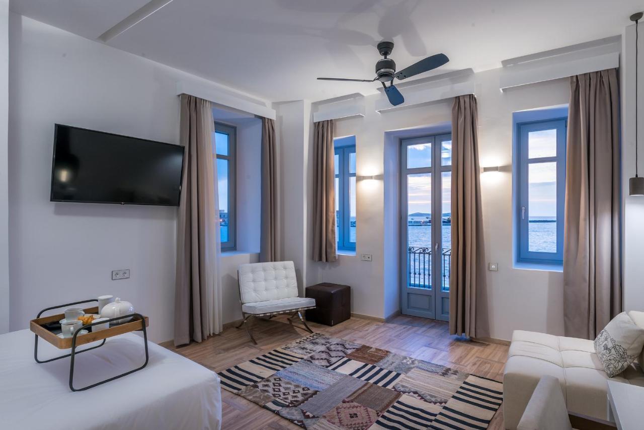 Shapes Luxury Suites Ermupoli Zewnętrze zdjęcie