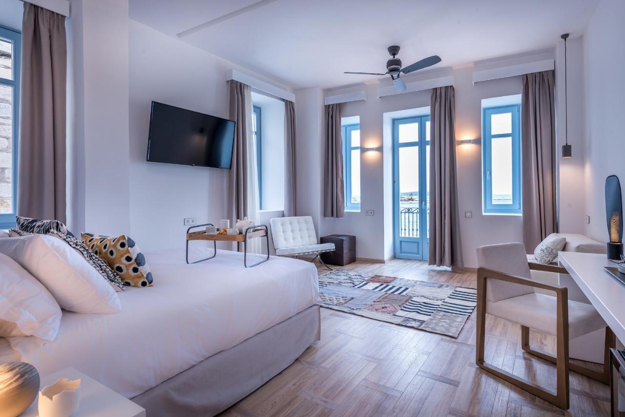 Shapes Luxury Suites Ermupoli Zewnętrze zdjęcie