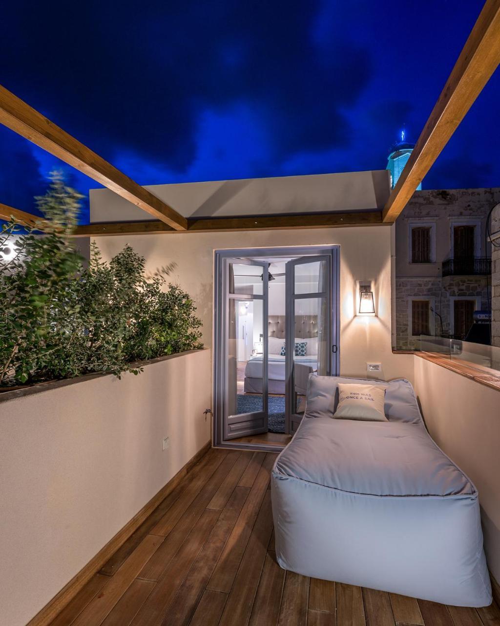 Shapes Luxury Suites Ermupoli Zewnętrze zdjęcie