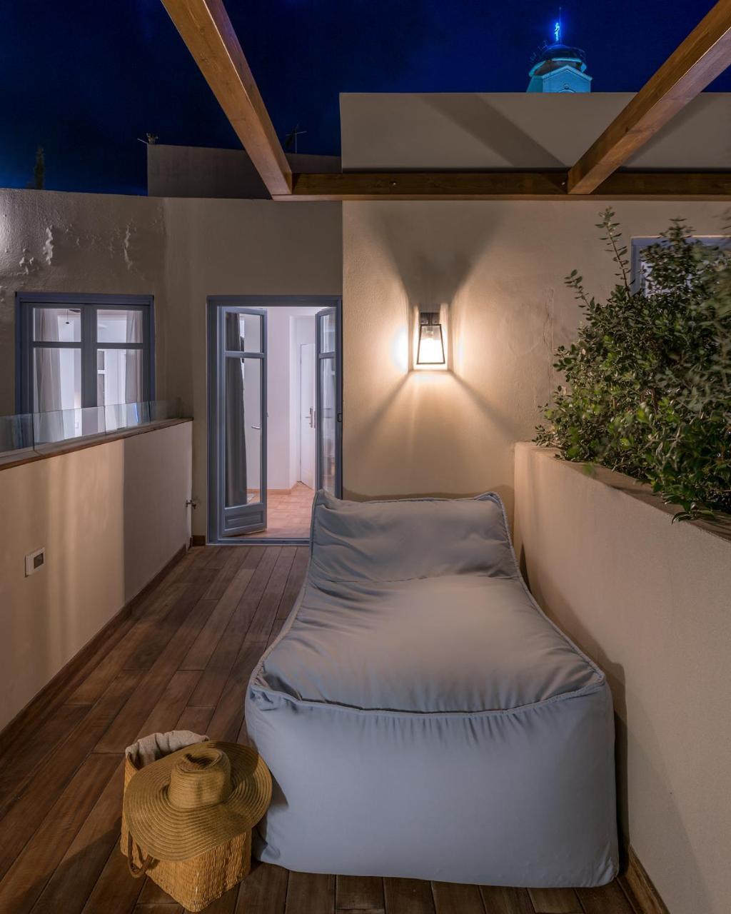 Shapes Luxury Suites Ermupoli Zewnętrze zdjęcie