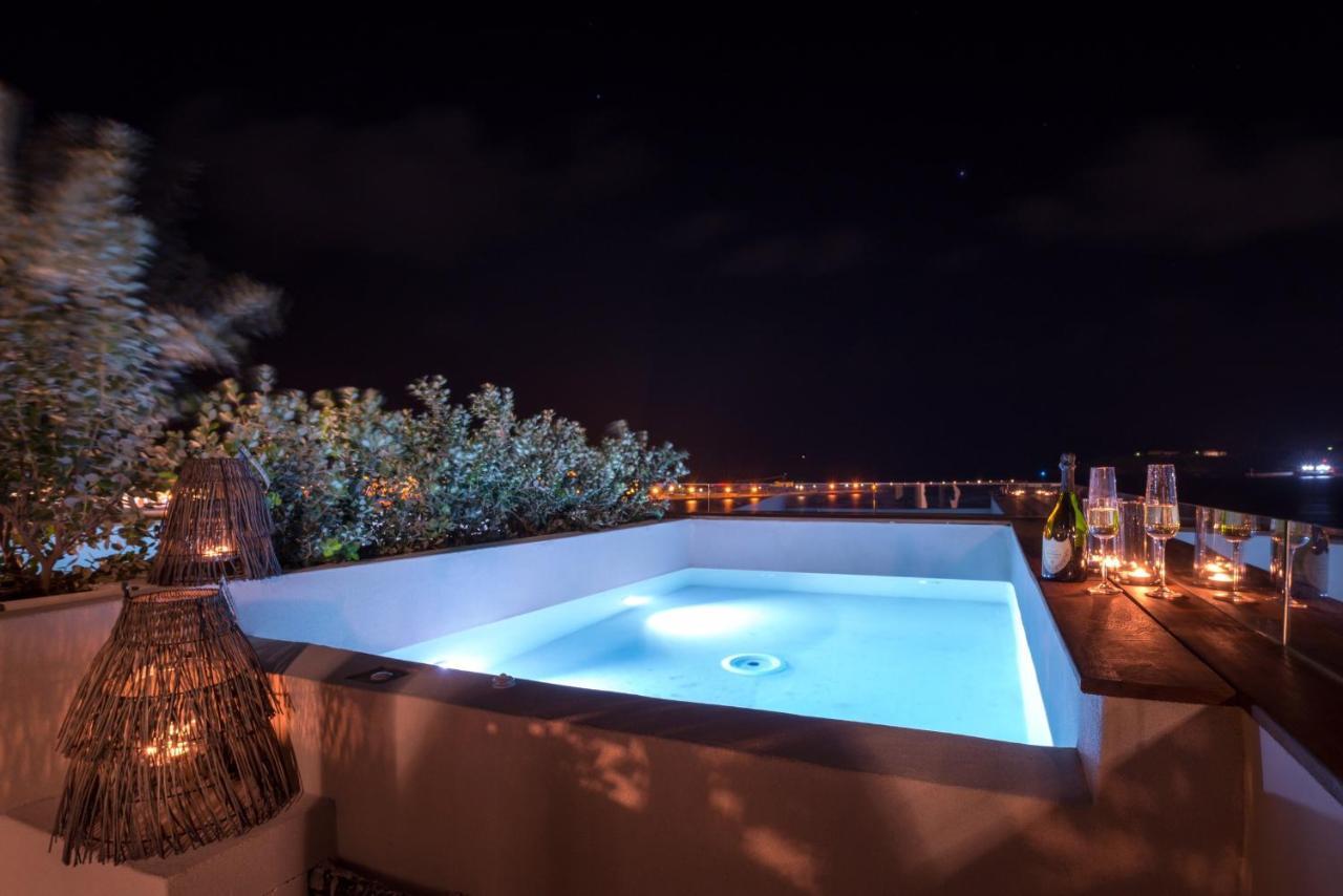 Shapes Luxury Suites Ermupoli Zewnętrze zdjęcie